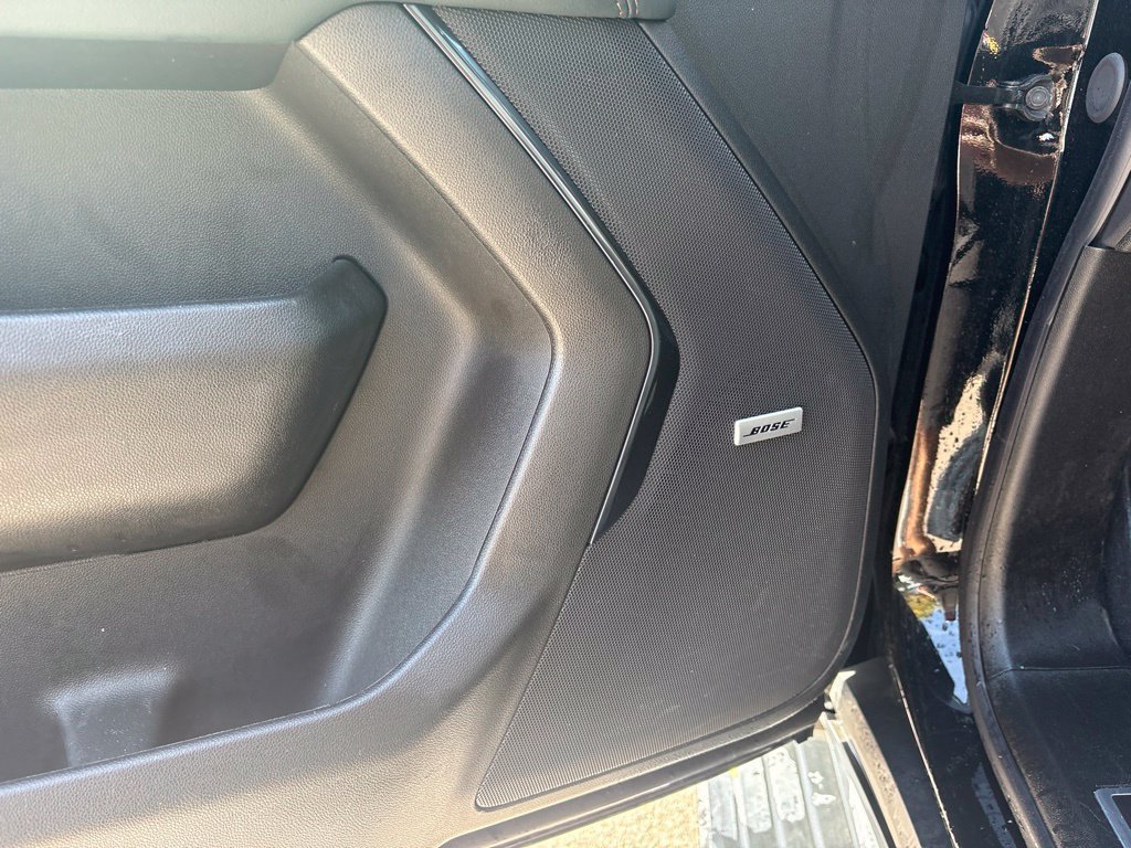Used 2026 GMC Yukon AT4 w/ AT4 Premium Plus Package AWD/4WD image 11