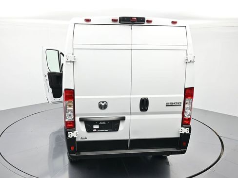 Used 2025 RAM ProMaster 2500 w/ Convenience Group FWD image 42