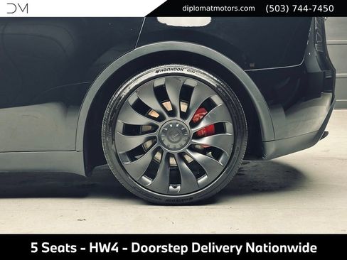Used 2024 Tesla Model Y Performance AWD/4WD image 38