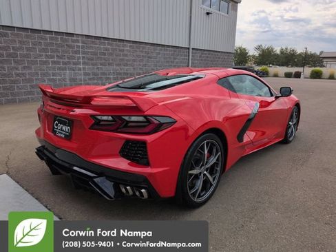 Used 2023 Chevrolet Corvette Stingray Premium Cpe w/ Z51 Performance Package RWD image 3