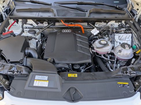 Used 2024 Audi Q5 e Premium Plus image 23