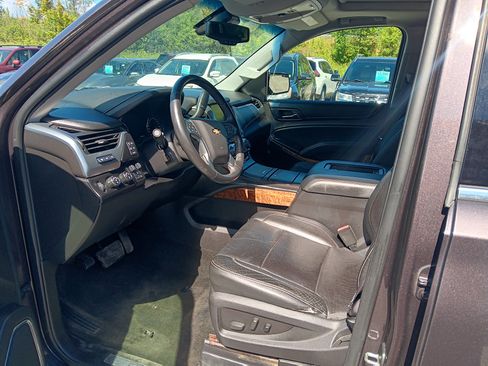 Used 2016 Chevrolet Tahoe LTZ AWD/4WD image 8