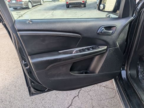 Used 2017 Dodge Journey Crossroad image 11