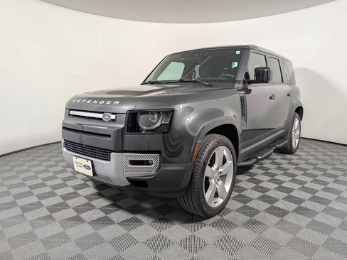 Used 2024 Land Rover Defender 110 SE AWD/4WD image 4