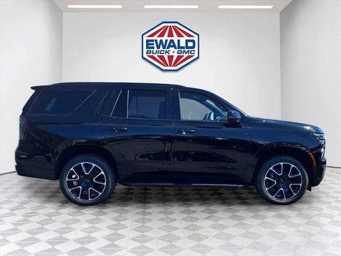 Used 2026 Chevrolet Tahoe RST w/ Comfort Package AWD/4WD image 3