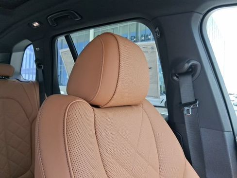 New 2026 BMW X5 sDrive40i w/ Premium Package RWD image 17