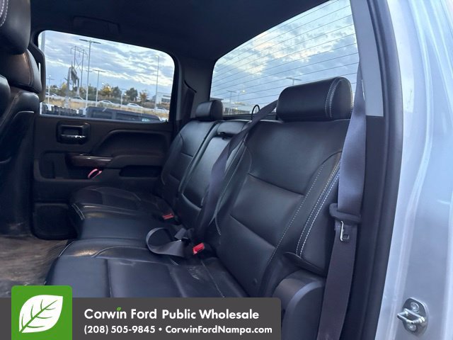 Used 2015 GMC Sierra 2500 SLE w/ SLE Preferred Package AWD/4WD image 9