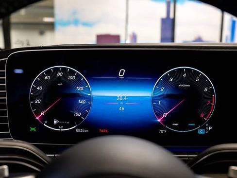 New 2026 Mercedes-Benz Maybach GLS 600 4MATIC image 18