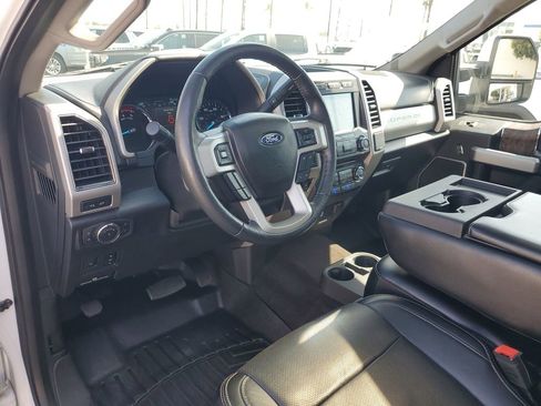 Used 2018 Ford F250 Lariat image 17