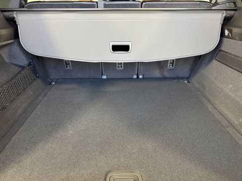 New 2026 Porsche Cayenne image 17