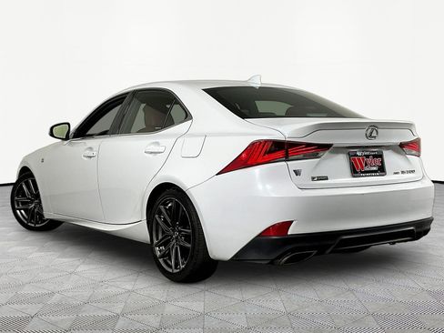 Used 2019 Lexus IS 300 F Sport w/ F Sport Package AWD/4WD image 4
