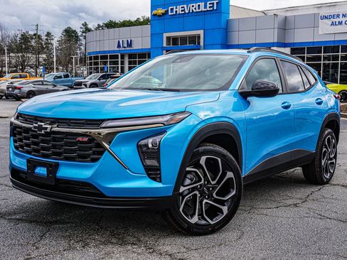 New 2026 Chevrolet Trax RS w/ Driver Confidence Package image 2