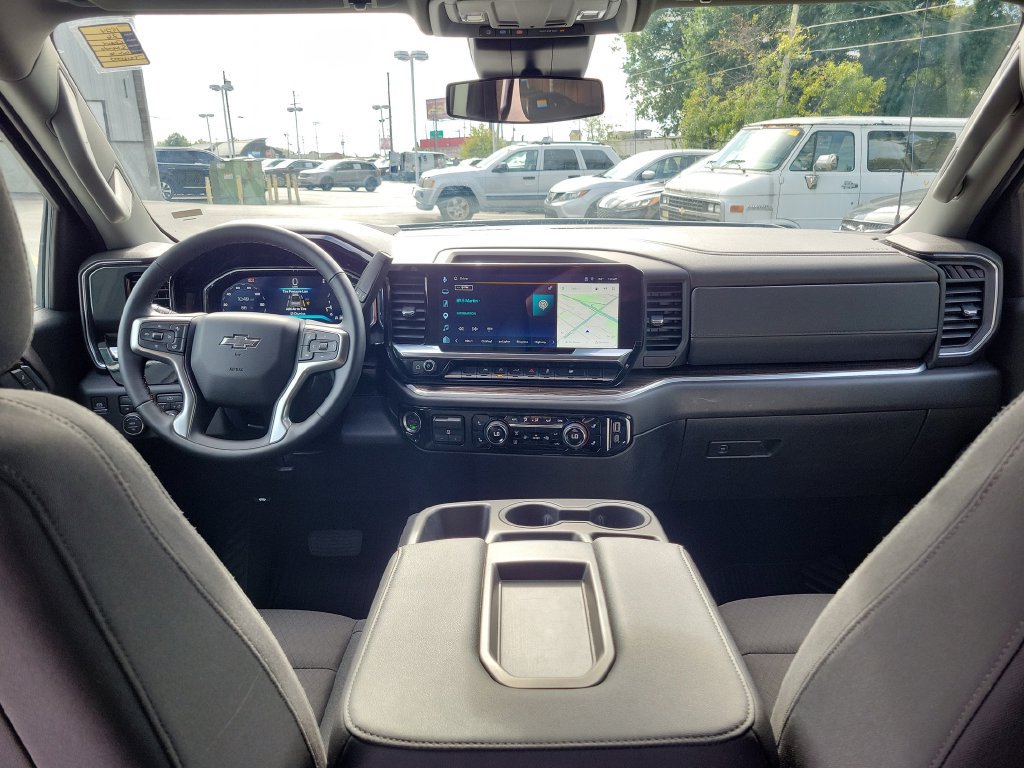 Used 2026 Chevrolet Silverado 1500 RST AWD/4WD image 13
