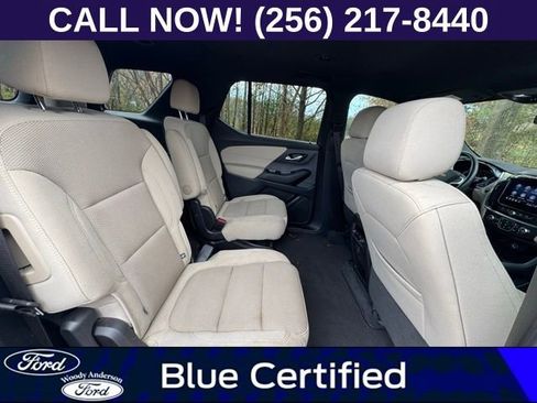 Used 2022 Chevrolet Traverse LT image 38