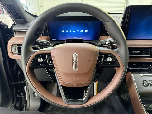 New 2026 Lincoln Aviator Reserve RWD image 13