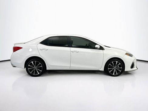Used 2019 Toyota Corolla SE image 4