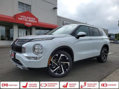 Used 2024 Mitsubishi Outlander SE