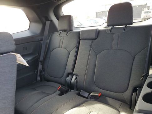 New 2025 Honda Pilot Sport image 27