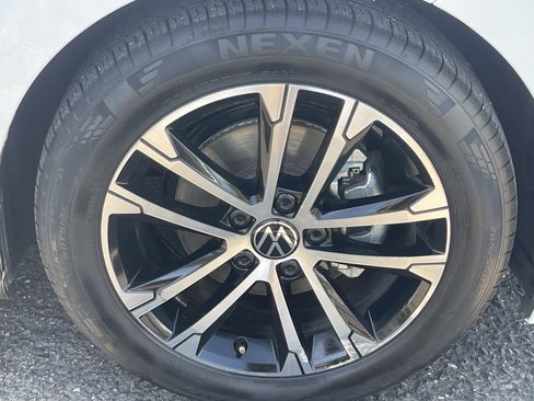 Used 2024 Volkswagen Jetta Sport FWD image 9