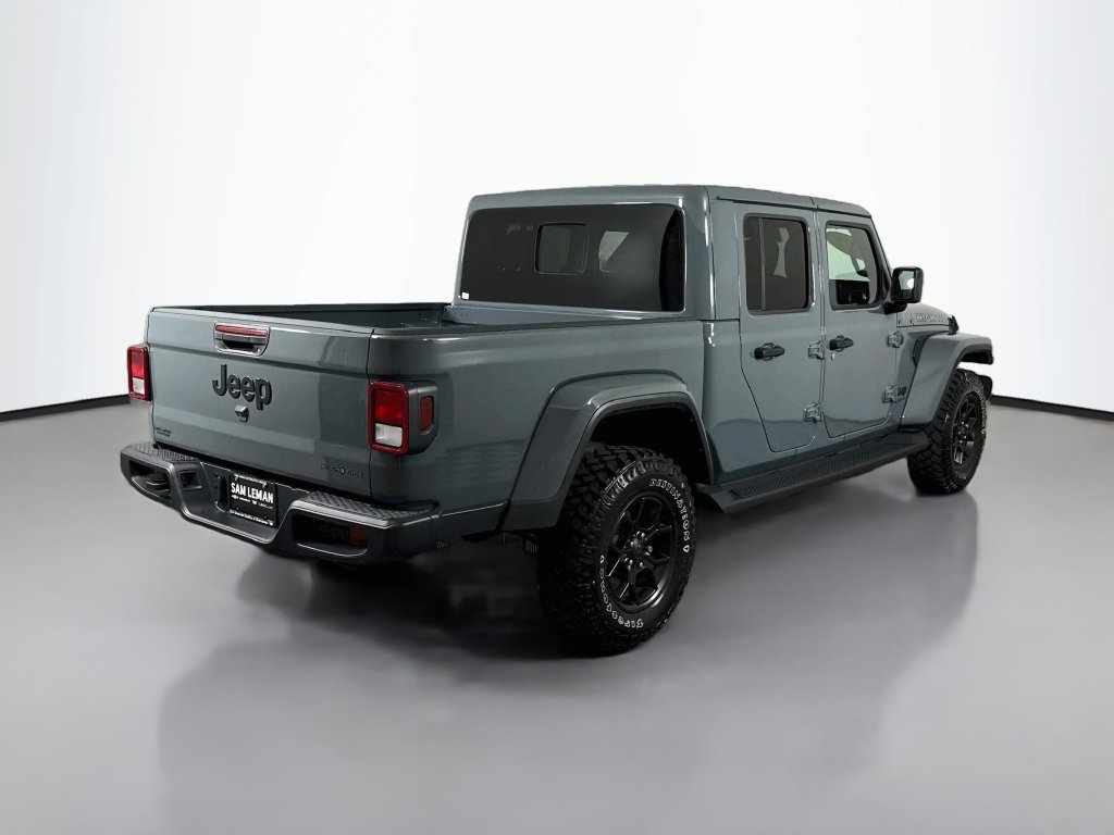 Used 2025 Jeep Gladiator Sport AWD/4WD image 7