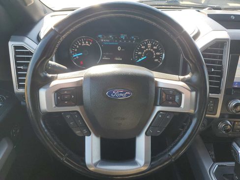 Used 2019 Ford F150 Platinum w/ Equipment Group 701A Luxury image 11