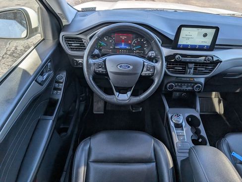 Used 2021 Ford Escape SEL image 10