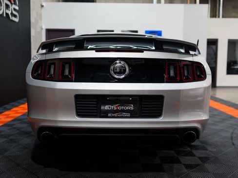 Used 2013 Ford Mustang GT Premium RWD image 23