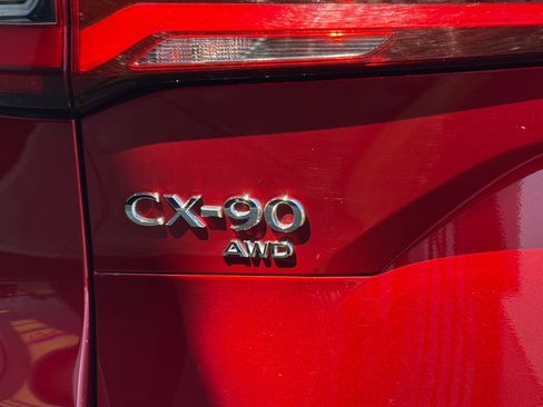 Certified 2025 MAZDA CX-90 Plug-In Hybrid w/ Preferred AWD/4WD image 29