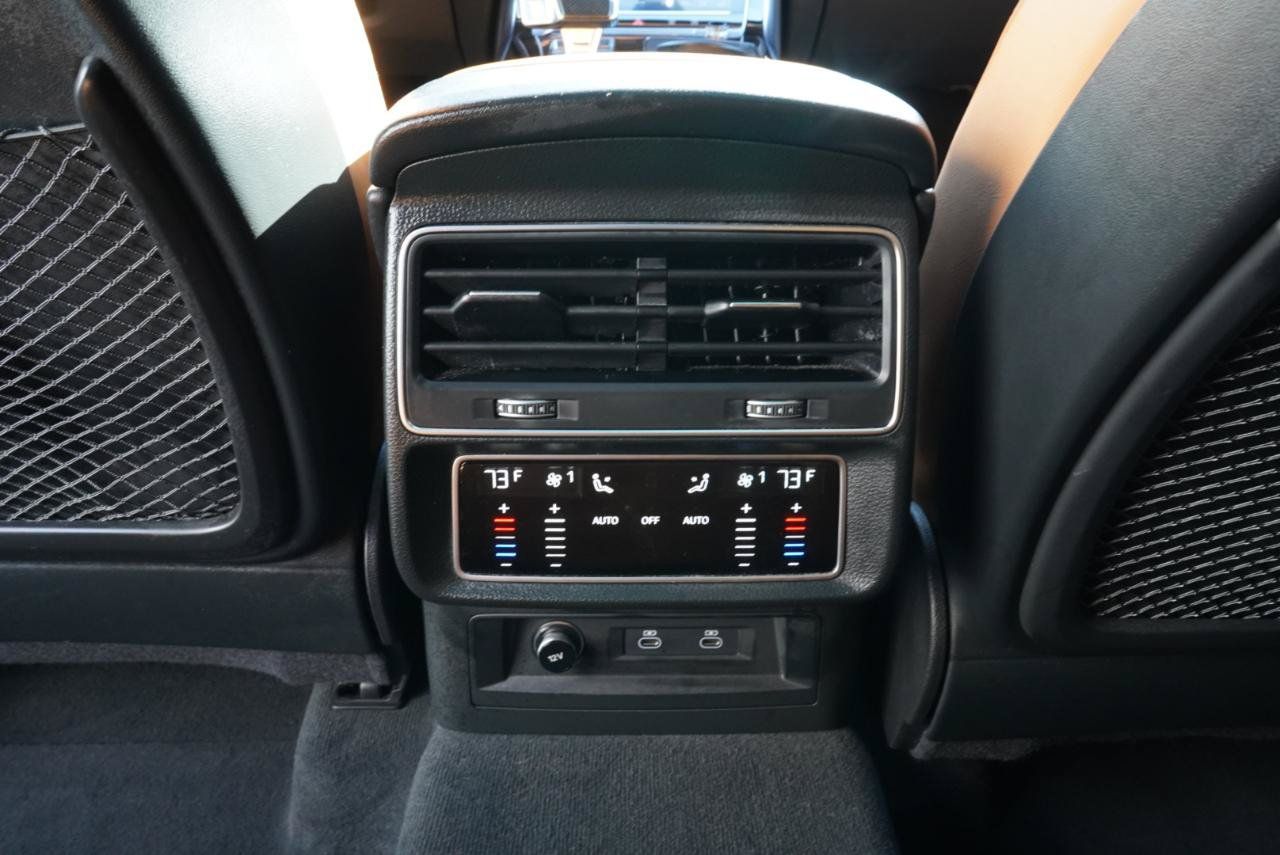Used 2023 Audi RS Q8 AWD/4WD image 51