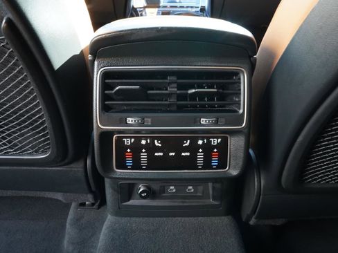 Used 2023 Audi RS Q8 AWD/4WD image 51