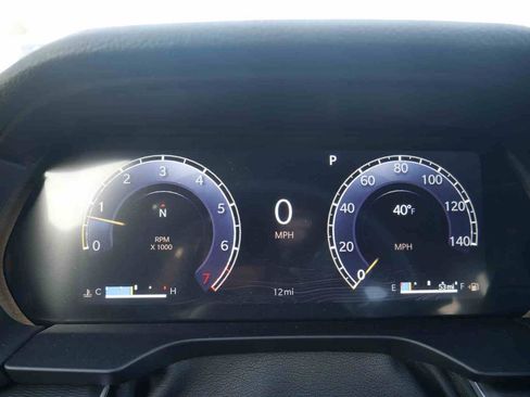 New 2025 Jeep Grand Cherokee Altitude image 35