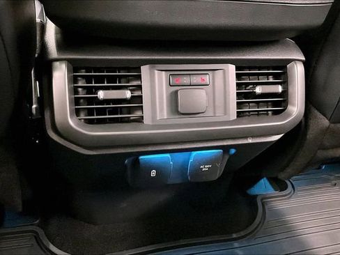 Used 2024 Ford F150 Lariat w/ Equipment Group 502A High image 30