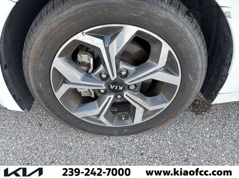 Used 2020 Kia Forte LXS image 10