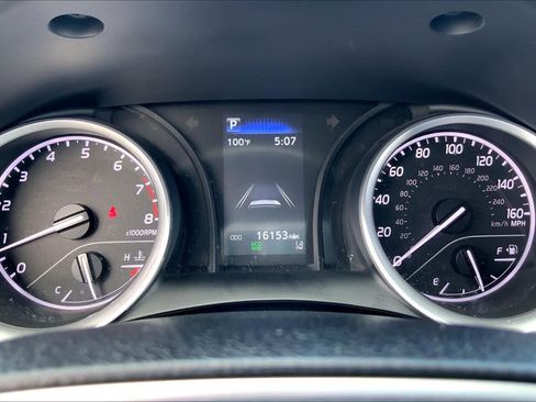 Used 2024 Toyota Camry LE FWD image 25