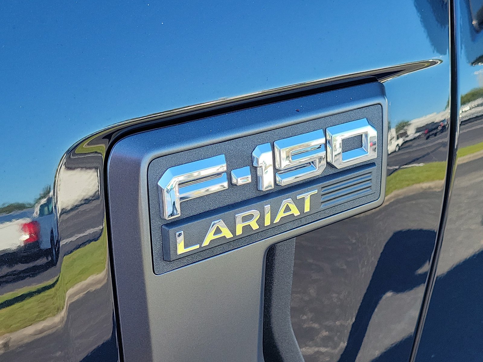 Certified 2022 Ford F150 4x4 SuperCrew image 8