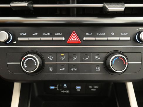 Certified 2026 Hyundai Tucson SE AWD/4WD image 17