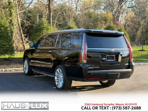 Used 2016 Cadillac Escalade ESV Platinum image 28