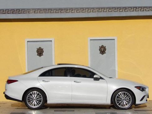 Used 2023 Mercedes-Benz CLA 250 image 10