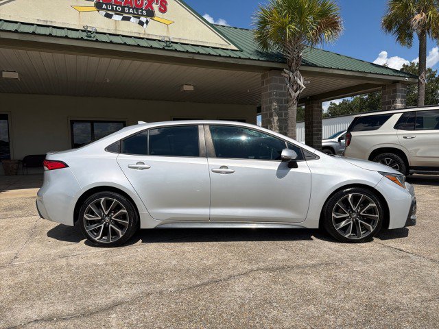 Used 2020 Toyota Corolla SE FWD image 2