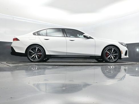 New 2026 BMW 530i 530i w/ M Sport Package image 43