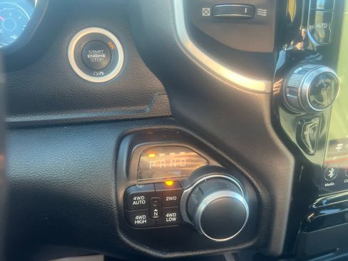 Used 2021 RAM 1500 Big Horn image 16