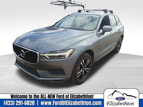Used 2020 Volvo XC60 T5 Momentum image 1