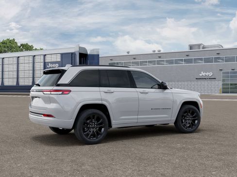 New 2026 Jeep Grand Cherokee Limited Reserve AWD/4WD image 4
