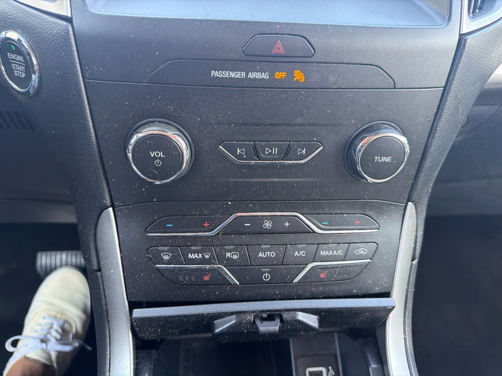 Used 2020 Ford Edge SEL w/ Convenience Package FWD image 13