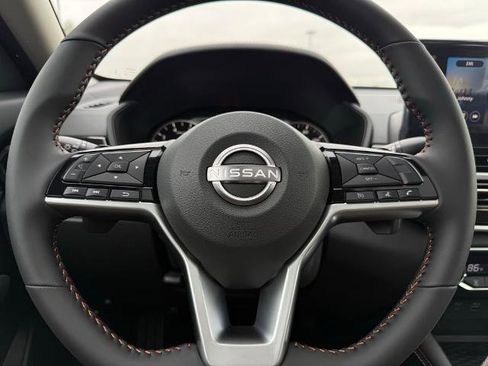 New 2025 Nissan Altima 2.5 SR w/ SR Premium Package image 22