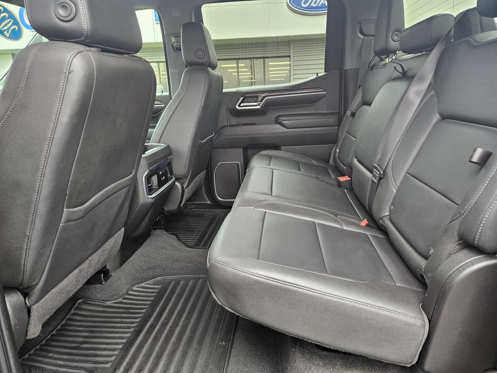 Used 2022 Chevrolet Silverado 1500 LTZ w/ Z71 Off-Road Package AWD/4WD image 22