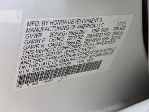 Certified 2024 Acura MDX SH-AWD w/ Advance Package image 16