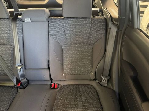 Used 2025 Subaru Forester Premium image 19