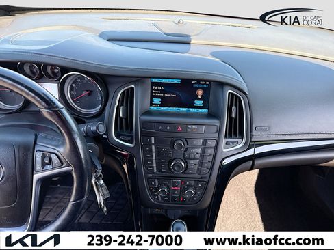 Used 2019 Buick Cascada Premium image 18