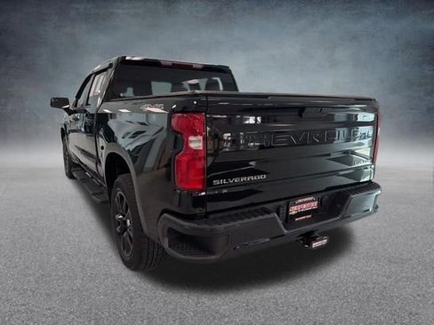 Used 2022 Chevrolet Silverado 1500 Custom w/ Safety Confidence Package AWD/4WD image 10